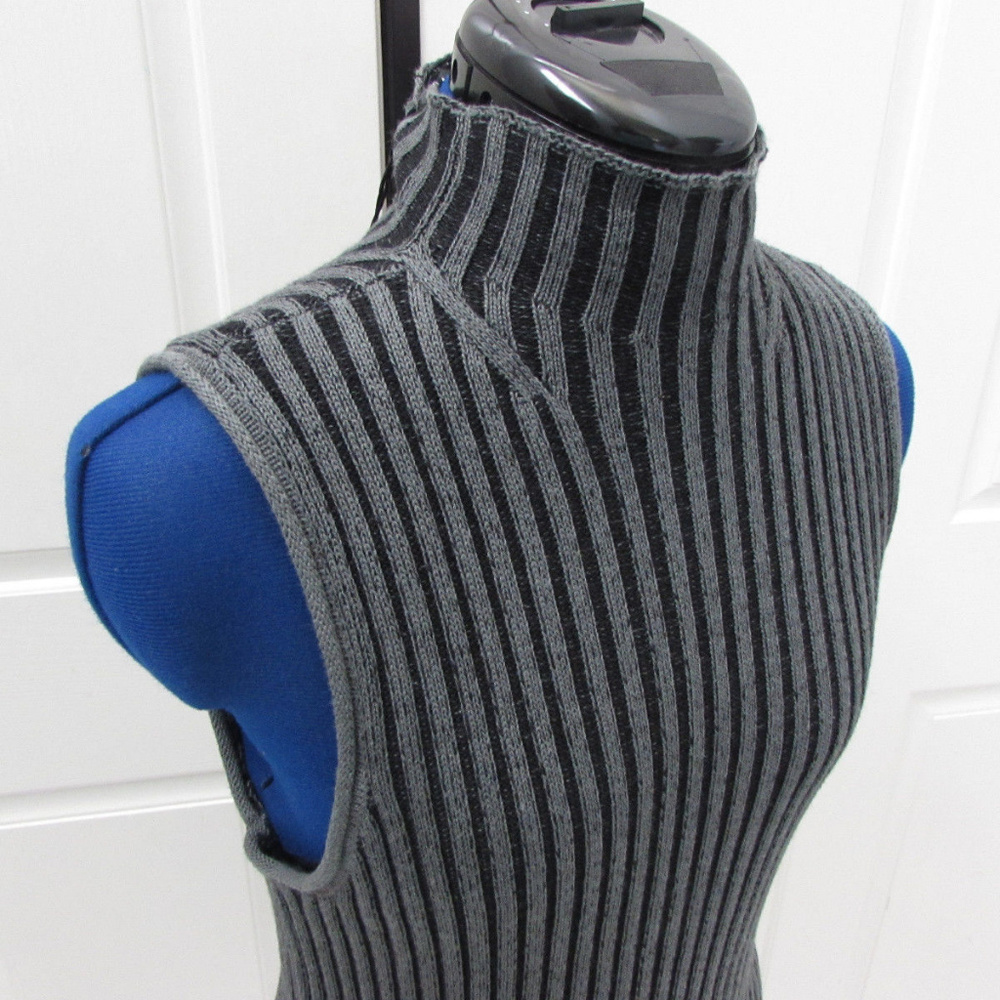 NEW-ROCK & REPUBLIC Sleeveless Tunic Sweater L
